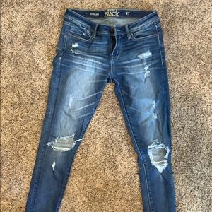 Buckle black skinnies